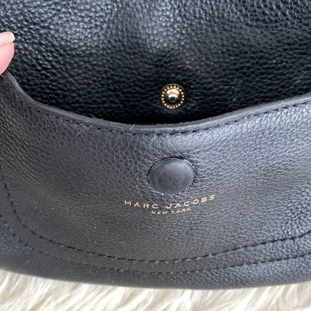 Marc Jacobs Black Leather Crossbody Bag Gold Logo Urban Minimalist Designer
